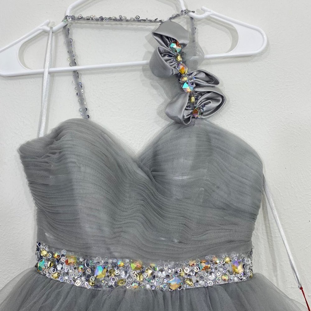 Mayqueen Couture USA Silver Prom/Cocktail Dress Sz 6 - Picture 3 of 9